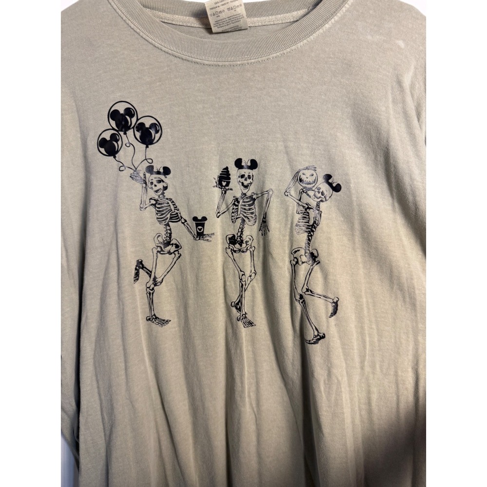 Halloween Comfort Colors Long Sleeve Tee‎ XL Sage Green Skeleton Mickey Graphic - Picture 2 of 7